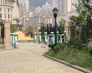 泊岸观邸4室3厅南北