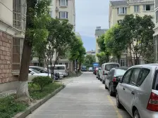 全明户型,楼层位置好,出行方便,车位充足,次新小区