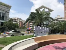 看公园+地铁口+小高层电梯+诚意出售