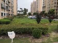 一手动迁无税,南北通版式户型,一梯两户中间楼层,业主急售。