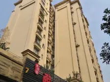 品质小区,洋房顶跃,带大露台,小区环境好,出行方便