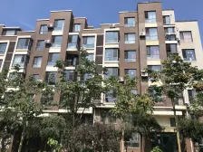 新星绿城五期 5室2厅 南 北