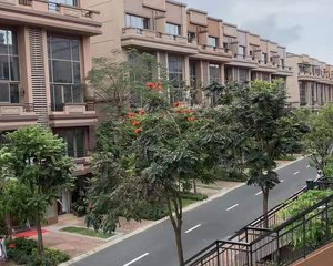 海逸豪庭尚都2区3室2厅南