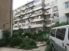 2007年房龄,房子建造质量好,面积大,满五税少