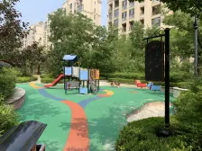 2南1北2卫好户型,精装修好位置好楼层,带仓房