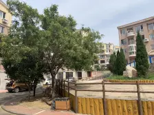 青林美地 距七十六100米 楼龄新 南北通厅中间楼层急售