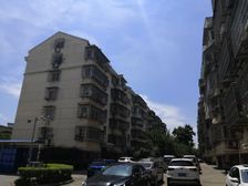 中兴小区闹中取静大三房得房率高中庭位佳采光好