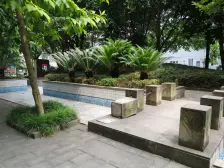 理工大学旁 精装修4房 看房方便 业主诚心出售