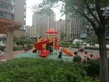 岭秀逸城B区 小高层中间楼层 视野好 户型规整