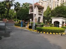 4房洋房 带大露台 视野开阔 巴适