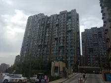 精装修 200平大宅 拎包入住 保持很好