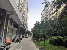 西现代城大两室前后无遮挡采光充足