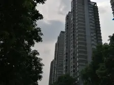 南城花园 理工大学旁 大3房2卫 精装修 业主诚心出售