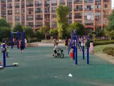 小区环境好,生活成本低,价格实惠,交通出行方便