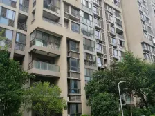 中间楼层。西边套。风荷丽景尚城(西区)·3室·2厅