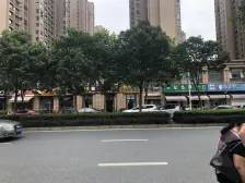 东站2号线 复式三层 有露台可做空中花园