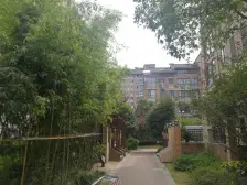 临港两房出售,南北落地窗,采光佳,楼层好视野开阔扩