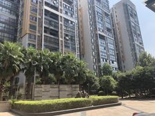 愉景新城边户,小区环境优美,住家场所