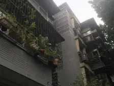 人小2房,出行便利,居家安静,业主诚心出售