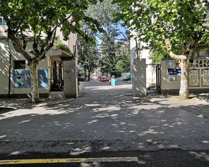 山大老校第三宿舍3室1厅南北