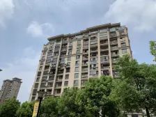 飞机户型 全景落地窗 无遮挡一梯两户三房两卫