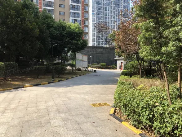 山水华庭