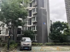 惠泽苑 楼层好 阳光充裕 简单装修 诚心出售