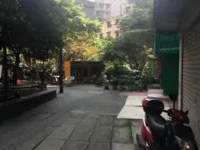 五朵金花之人民+上3楼+精装2房+位置好+拎包入住