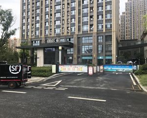 信达天御御公馆2室1厅西北