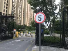 近地铁印象城,满五精装小三房,保养好