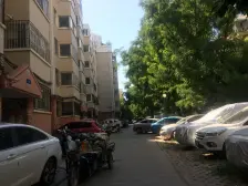 丰庆路胖东来隔壁 通透格局 双卫三房 低总价 诚心出售