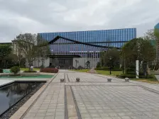 新小区 户型方正 环境优美 轻轨近