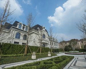 蓝光领誉 4室2厅 南 西南