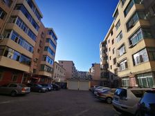 业主诚心出售好房,使用面积大,地段好