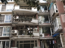 正规三房 近商圈 楼层好 户型方正 采光好 旁边配套全