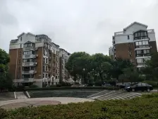 嘉源小区 5室3厅 南 北