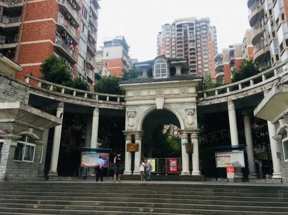 佳华世纪新城A区