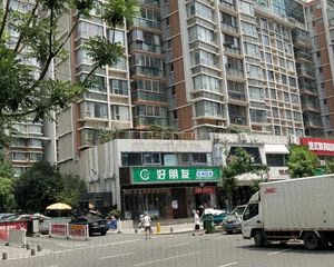 正规大院,环境好,交通便利,满五唯一