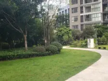 品质楼盘 配套成熟 交通便利