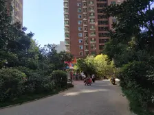 房子二次装修 带露台 地铁4/5号线地铁 业主诚心卖