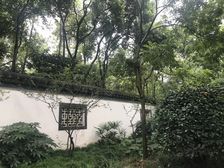 中间楼层,近徐汇万体馆,1/3/12三轨交汇