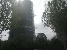 双清湾东当代城三室两厅一厨一卫电梯房