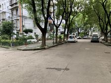 诚心出售,精装修几年3室不靠马路看房随时