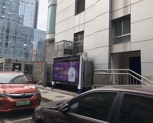 建鸿达现代城3室2厅西南