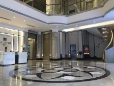 巴国城,次新品质小区 开发商精装 4房2卫 近轻轨