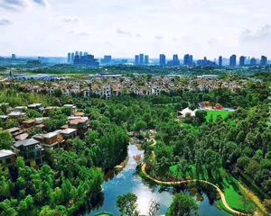 万科公园传奇北区4室2厅东南