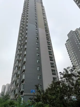 山岭丽城