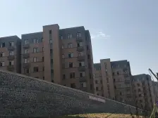 二期清水三室,中间楼层,价格可谈!