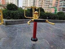 龙泉东区电梯房朝南两室两厅采光充足