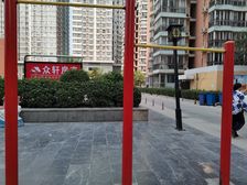 业主急售东区高层有电梯10楼两室朝西采光好